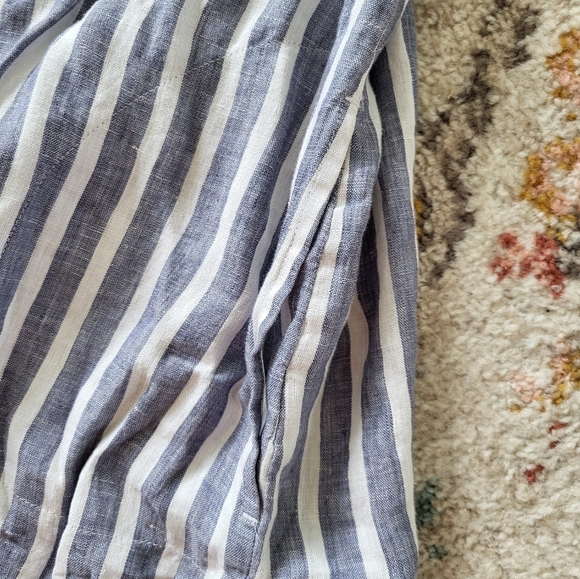 J. Jill linen striped blue and white shirt with pockets - Picture 2 of 4